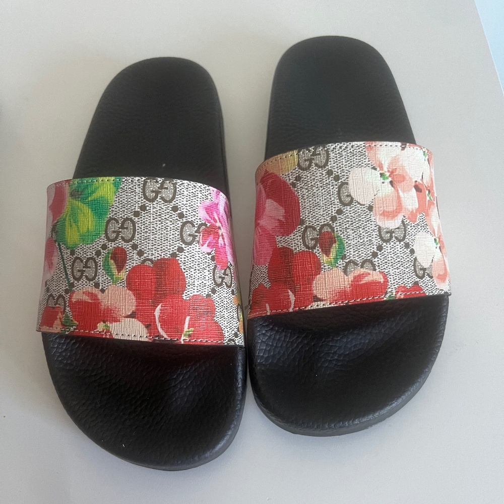 GG BLOOMS SUPREME FLORAL SLIDE SANDAL slides never worn size 37